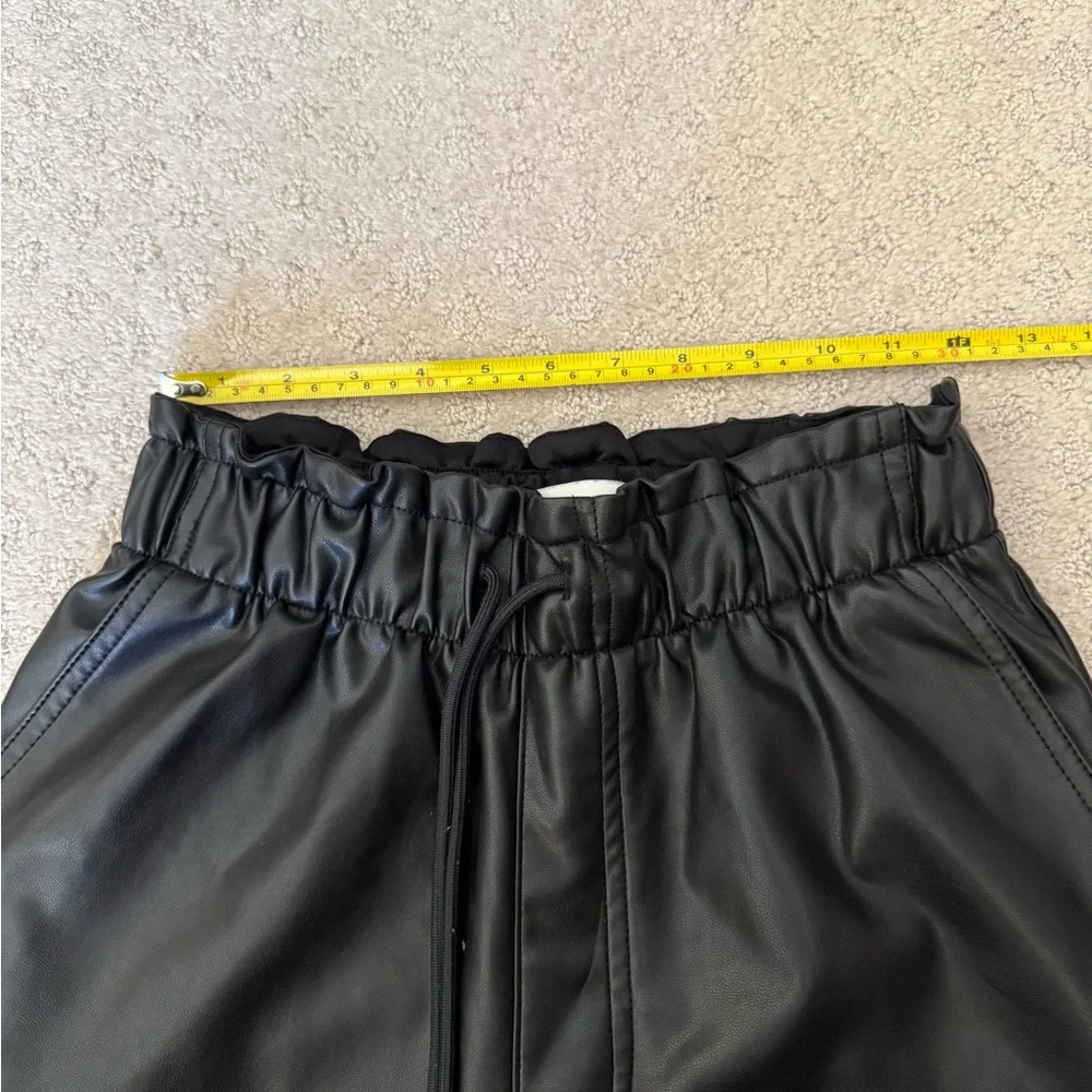 Abercrombie & Fitch Straight Leg Black Faux Leather Paper Bag Pants High Rise - Picture 2 of 5